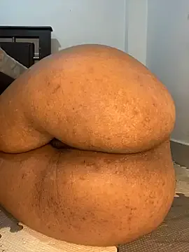 HaleyLyon – webcam model profile photo Image 10