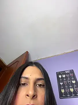 EsmeBrowm – webcam model profile photo Image 16