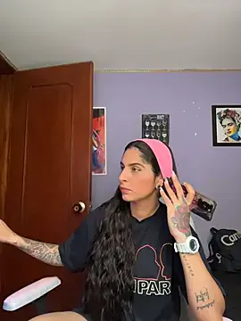 EsmeBrowm – webcam model profile photo Image 9