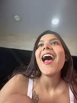 MystiqueXXX – webcam model profile photo Image 13