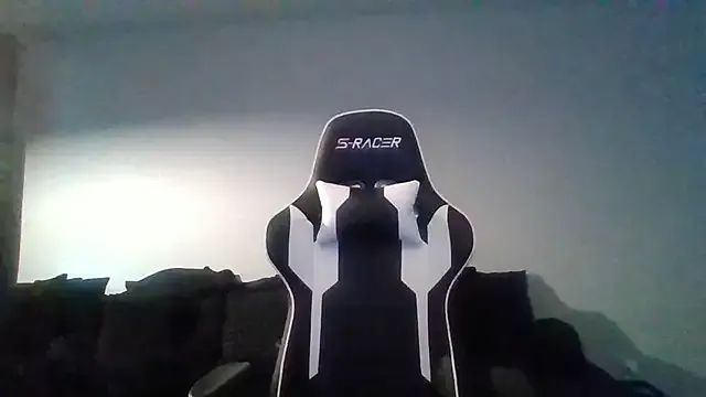 SonY_CaM – webcam model profile photo Image 6