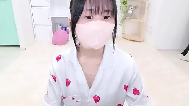 IvyHarpers – webcam model profile photo Image 2