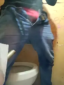 Dolce – webcam model profile photo Image 11