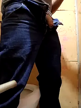 Dolce – webcam model profile photo Image 12