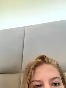 ElizaJaramillo – webcam model profile photo Image 7