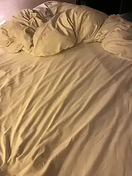 EsmeBrowm – webcam model profile photo Image 8