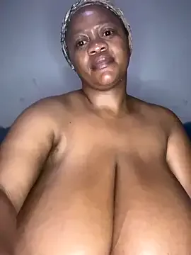 KateGale – webcam model profile photo Image 11