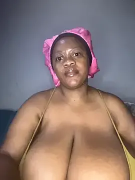 KateGale – webcam model profile photo Image 14