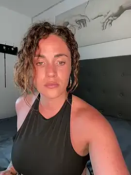 PollyElfi – webcam model profile photo Image 8