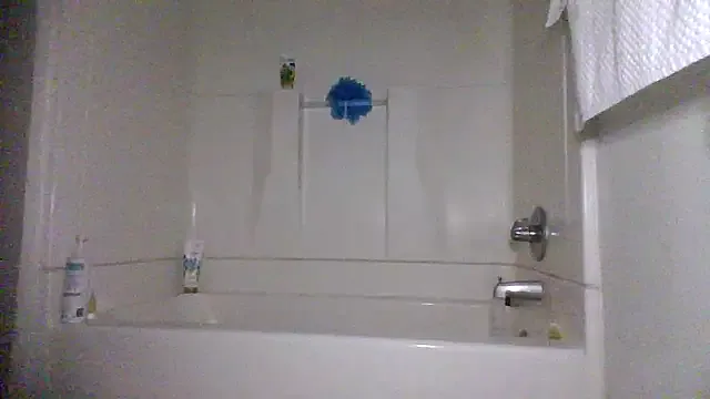 Skyller – webcam model profile photo Image 14