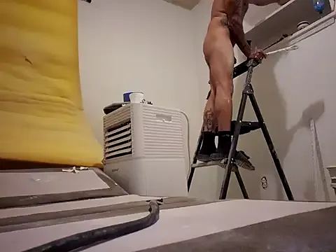 AishaHart – webcam model profile photo Image 2