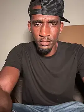 MelinaLuviani – webcam model profile photo Image 7