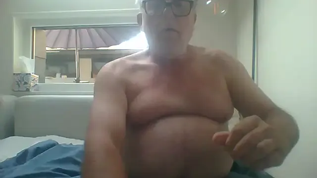 Corref – webcam model profile photo