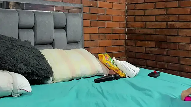 marsandvenera – webcam model profile photo Image 2