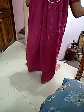 AlisonColemans – webcam model profile photo Image 3