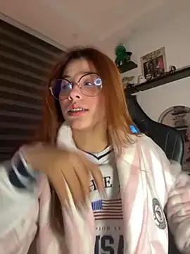 sigmasian – webcam model profile photo Image 14