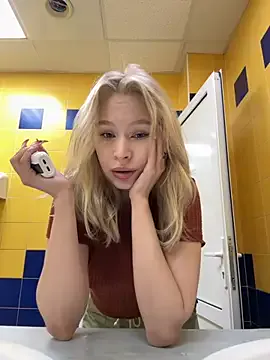 Velvet__vibe – webcam model profile photo Image 16