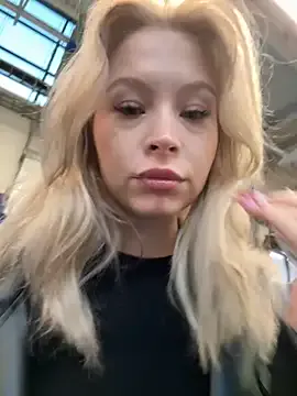 Velvet__vibe – webcam model profile photo Image 17