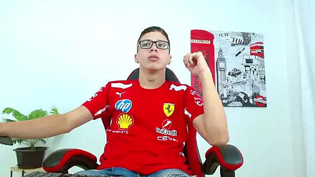 Sarawhitee – webcam model profile photo Image 15