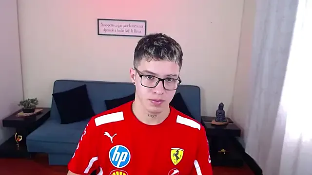 Sarawhitee – webcam model profile photo Image 5