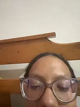 AyshaConnor – webcam model profile photo Image 15