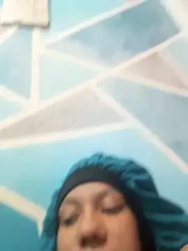 AyshaConnor – webcam model profile photo Image 3