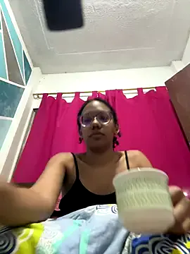 AyshaConnor – webcam model profile photo Image 7