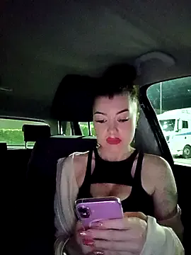 _Alicee_1 – webcam model profile photo Image 14