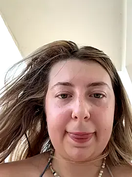 b0uncingb00bs – webcam model profile photo Image 11