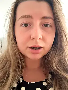 b0uncingb00bs – webcam model profile photo Image 15