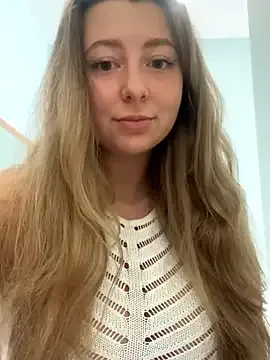 b0uncingb00bs – webcam model profile photo Image 16