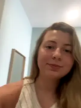 b0uncingb00bs – webcam model profile photo Image 8