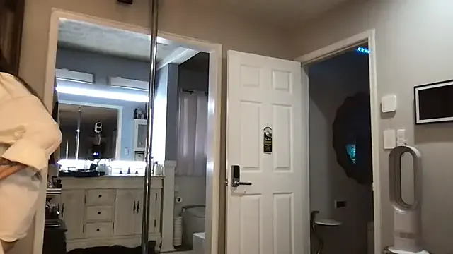 LexaCoy – webcam model profile photo Image 3