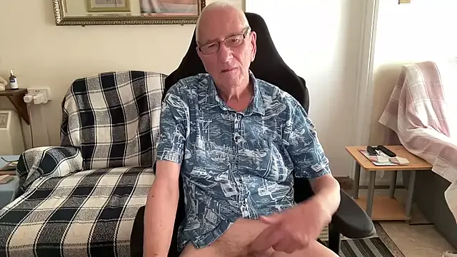 Cumonmme – webcam model profile photo Image 19