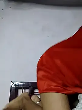 JessieLiu – webcam model profile photo Image 2