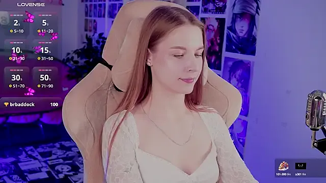 Dolce – webcam model profile photo Image 13