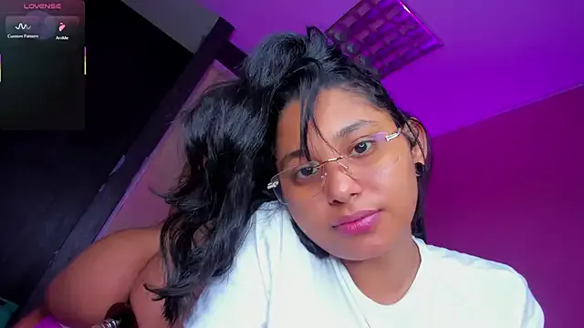 pevicha – webcam model profile photo Image 17