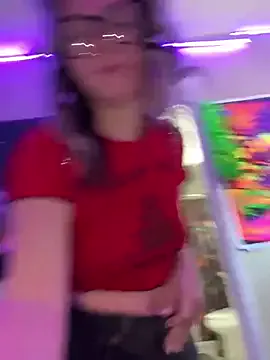 LaraCharm – webcam model profile photo Image 10