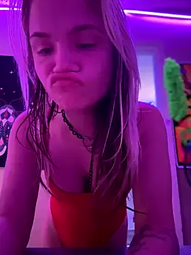 LaraCharm – webcam model profile photo Image 8