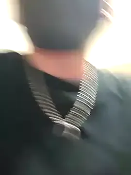 MiraKova – webcam model profile photo Image 10