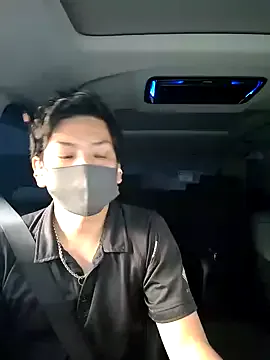 MiraKova – webcam model profile photo Image 12