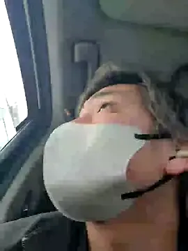 MiraKova – webcam model profile photo Image 2