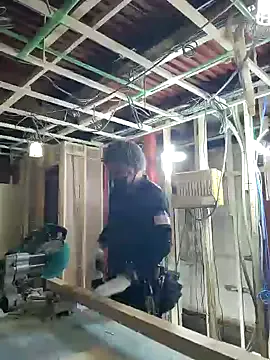 MiraKova – webcam model profile photo Image 3