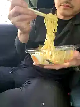 MiraKova – webcam model profile photo Image 5