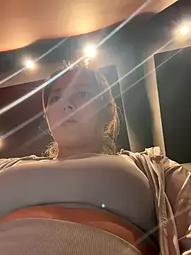 MarisaKarter – webcam model profile photo Image 11