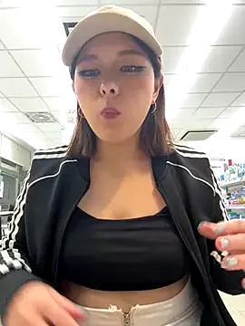 MarisaKarter – webcam model profile photo Image 5