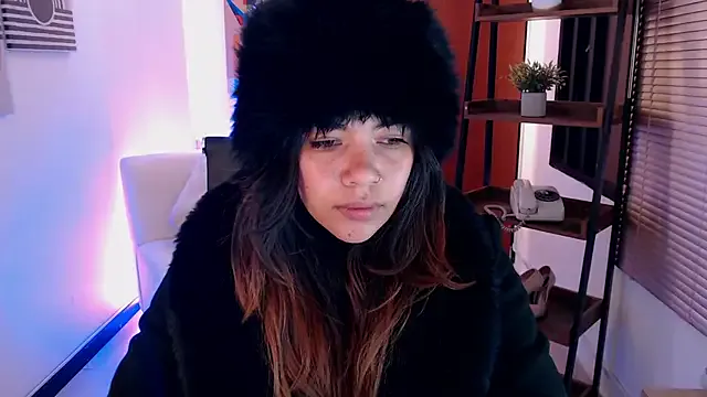 EwaBrown – webcam model profile photo Image 11