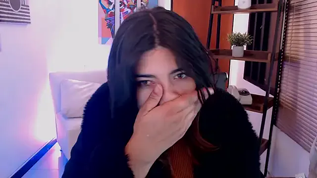 EwaBrown – webcam model profile photo Image 12