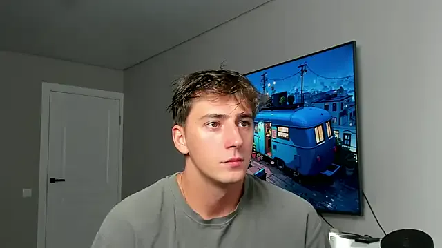 AdeleWood – webcam model profile photo Image 17