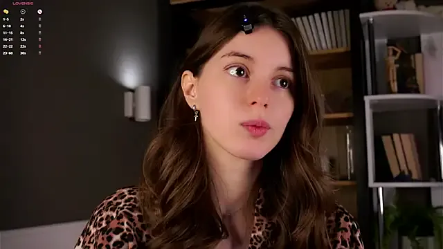 841_yayoi – webcam model profile photo Image 14